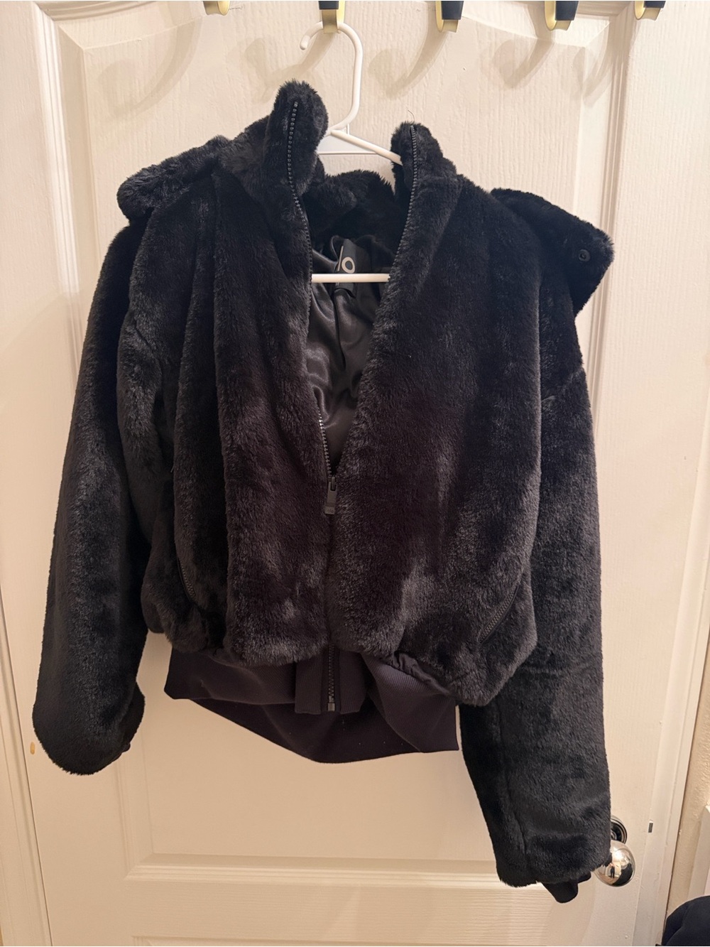 Alo Yoga Jacket - Picture 5 of 6